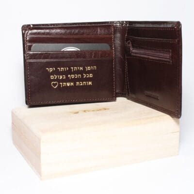 ארנק לגבר - דגם פיטר כולל הטבעה קבועה 47589
