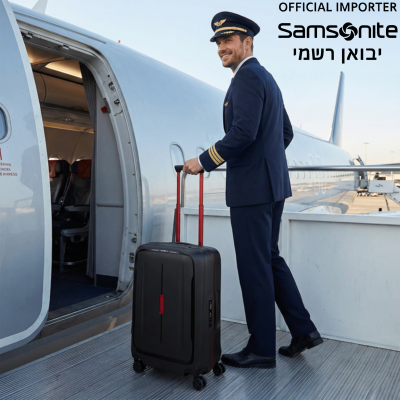 נוסע עסקים עם מזוודת Samsonite שחורה ליד מטוס, עיצוב יוקרתי לנסיעות עבודה ונסיעות בינלאומיות