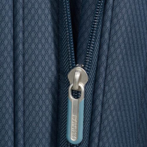 ⁦מזוודה רכה 25 אינץ' מבית American Tourister - קלילה, עמידה ומושלמת לכל נסיעה! MH631002⁩ – תמונה ⁦8⁩