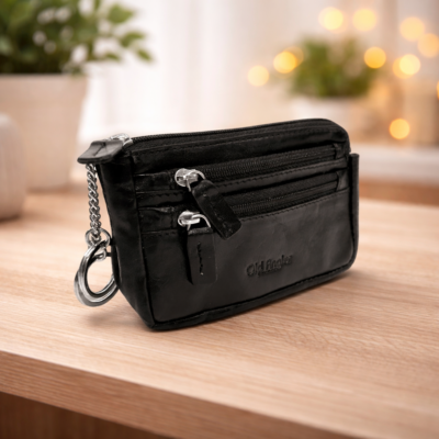 נרתיק מפתחות מעור שחור עם רוכסנים ותופסן מתכת – Old Angler Italy