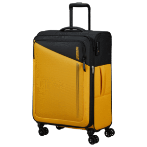 מזוודה צהובה American Tourister קשיחה בעיצוב צעיר ובולט