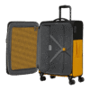 מזוודה צהובה American Tourister בגודל בינוני – דגם Daring Dash 66.5 ס"מ עם גלגלים כפולים MF749002