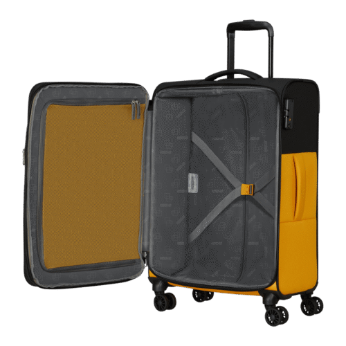 מזוודה צהובה American Tourister בגודל בינוני – דגם Daring Dash 66.5 ס"מ עם גלגלים כפולים MF749002