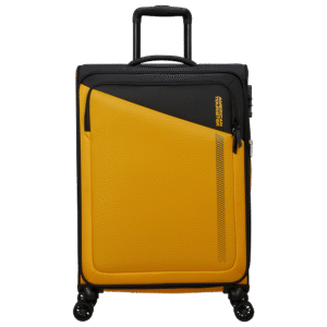 מזוודה צהובה American Tourister בגודל בינוני – דגם Daring Dash 66.5 ס"מ עם גלגלים כפולים MF749002