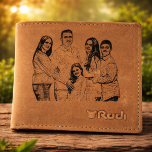 ארנק עור חום עם חריטת תמונת משפחה בלייזר בהתאמה אישית