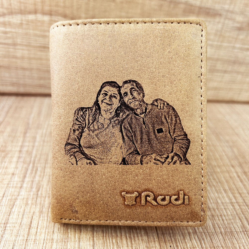 ארנק עם חריטה תמונה – דוגמה 2