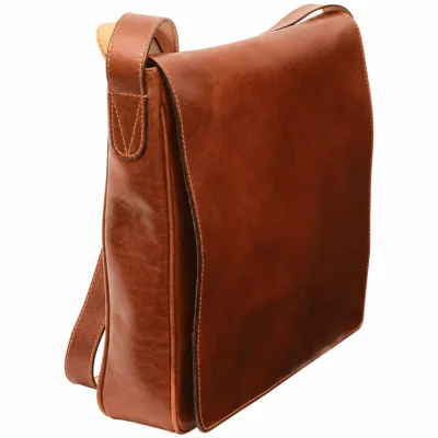 תיק מסנג'ר מעור פרה Old Angler דגם 0698